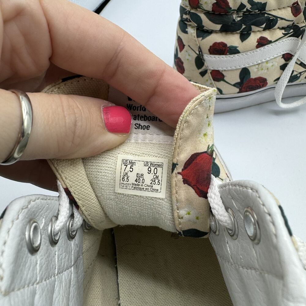 Vans Sk8 Hi High Top Canvas Sneakers Rose Print Shoe Womens 9 Dark Romance Goth - Picture 7 of 7